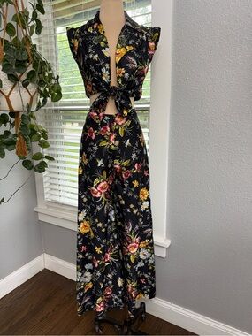 Vtg the Strawberry Plant Black Floral Two-Piece Tie-Front Set Wide Leg Size 7/8